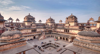 Orchha Fort